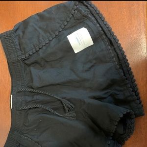 Old Navy girls shorts, size medium, Brand New
